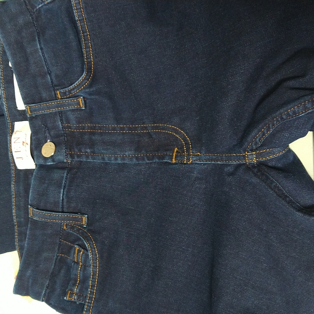 Jen 7 Jeans - Picture 9 of 9